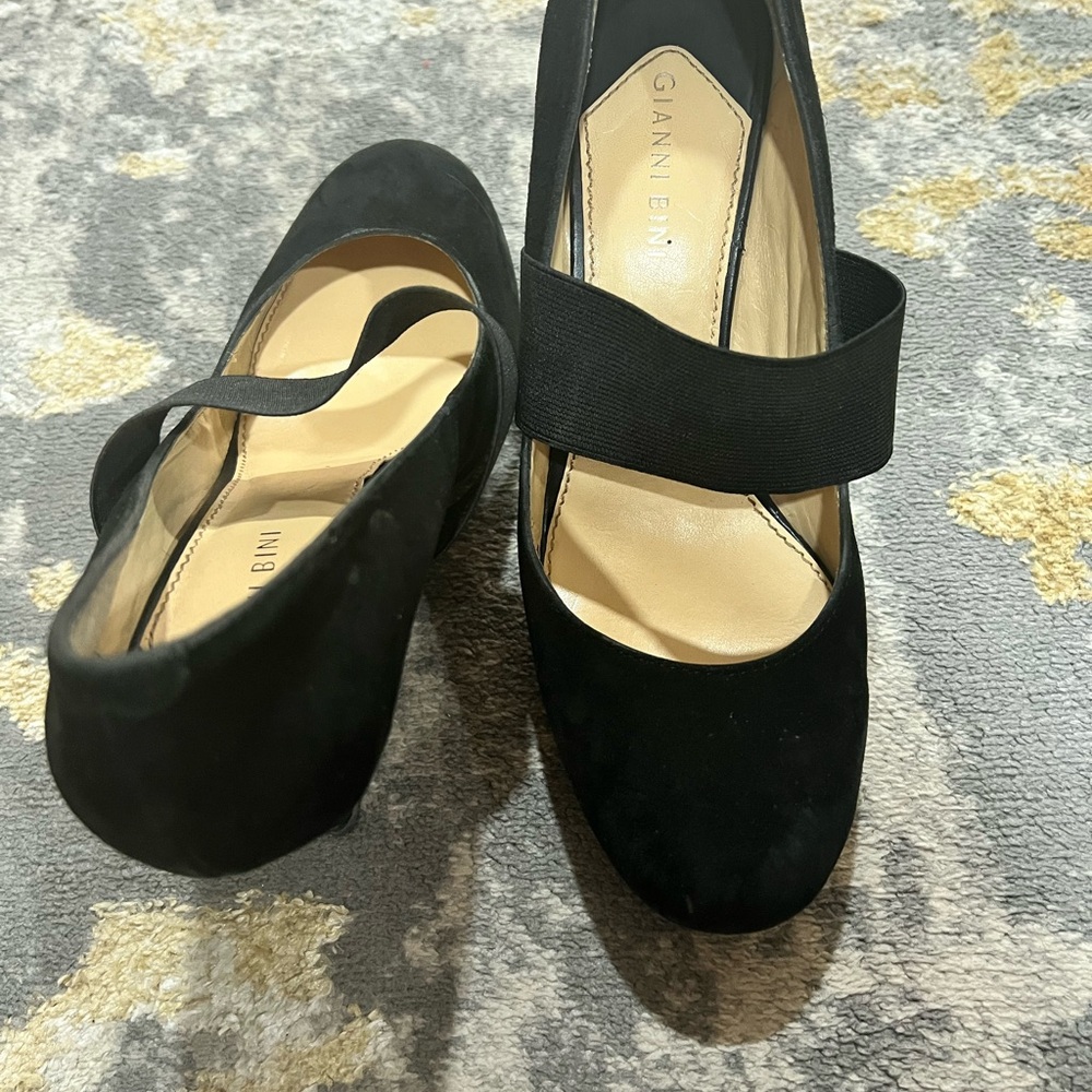 Gianni Bini Black Heels with Strap